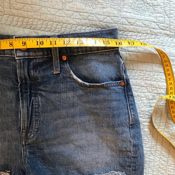 Madewell high rise cut off jean shorts - Picture 8 of 11